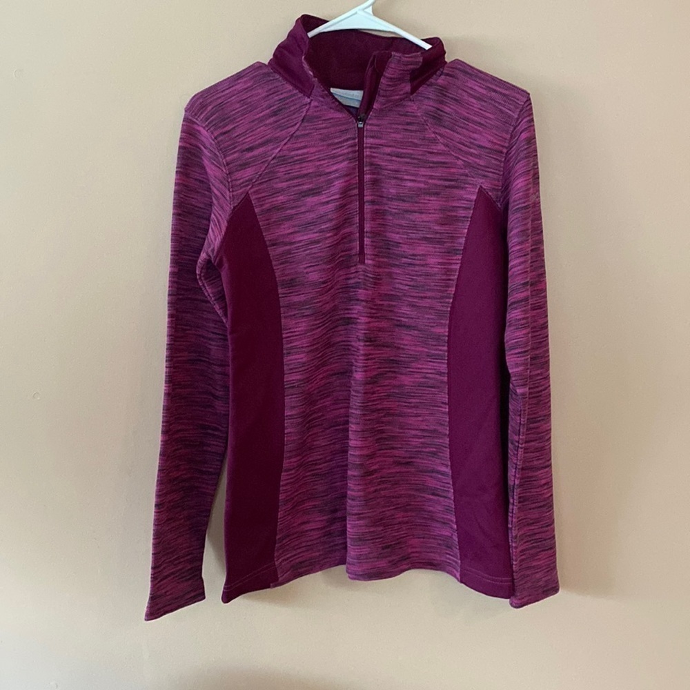 Columbia sweatshirt